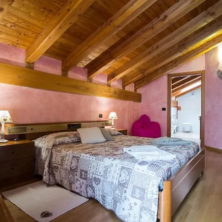 Nocleg ze śniadaniem Au Coin Du Village Saint-Nicolas